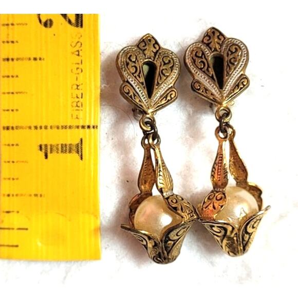 Toledoware Vintage Dangle Clip On Earrings Drop Pearl Goldtone Spain Flamenco - Picture 2 of 11